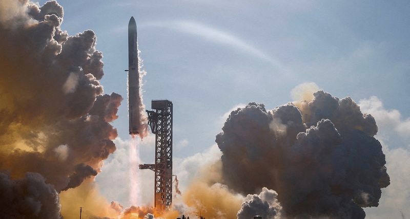 スペースXのIPO、個人投資家から700億ドル超の需要=報道