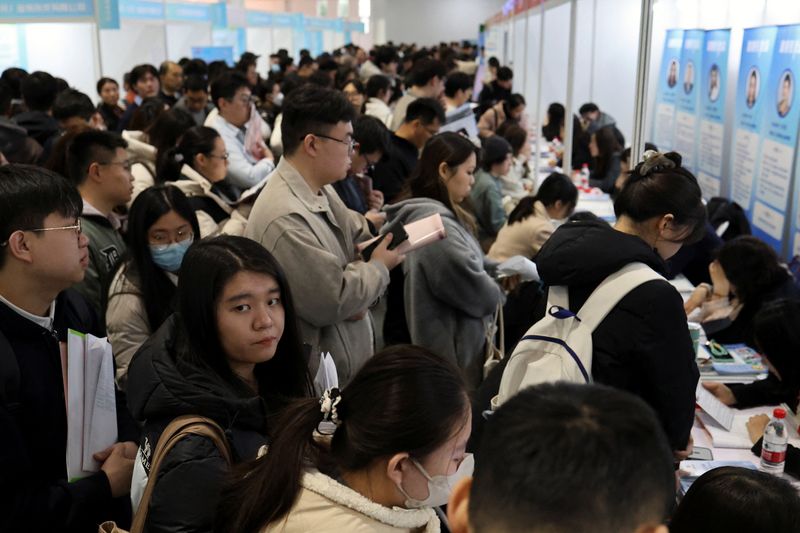 焦点:AI導入の旗振る中国、企業が進める「静かな解雇」