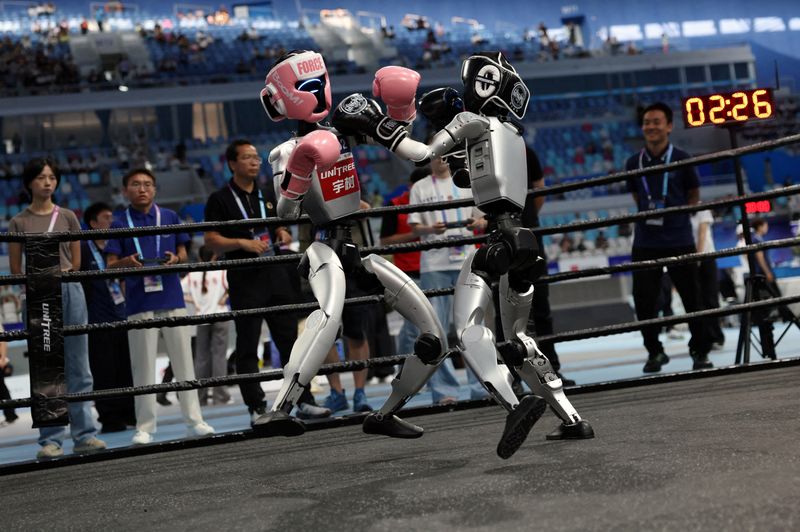コラム: 中国の人型ロボット開発、期待先行で過熱とバブル懸念
