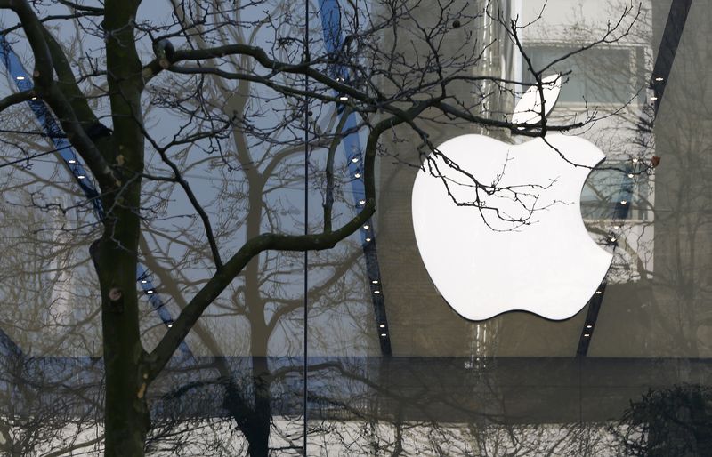 米アップル、元社員とオープンAIを提訴 営業秘密の不正流用主張