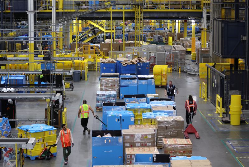 米5月企業在庫 0.3%増で予想と一致 売上高の堅調さ継続
