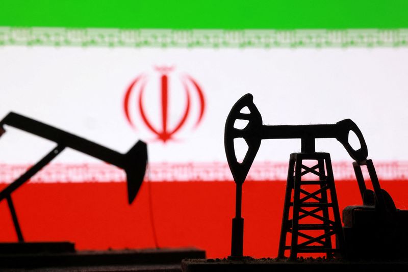 中国のイラン産原油購入大幅減、米制裁が効果━米財務長官=報道