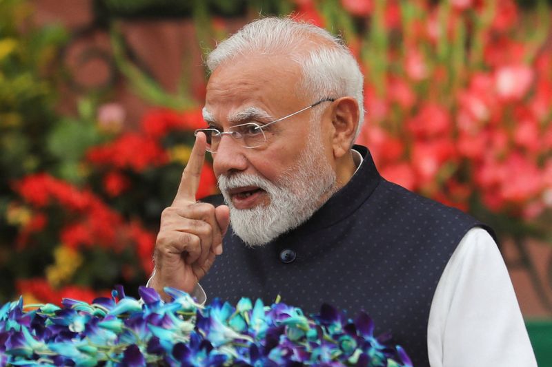 インド首相、試験制度の見直しで特別作業班を設立 若者抗議受け