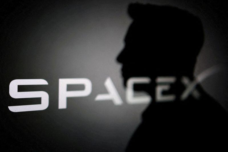 スペースXとテスラ、AI半導体工場「テラファブ」に当初168億ドル投資