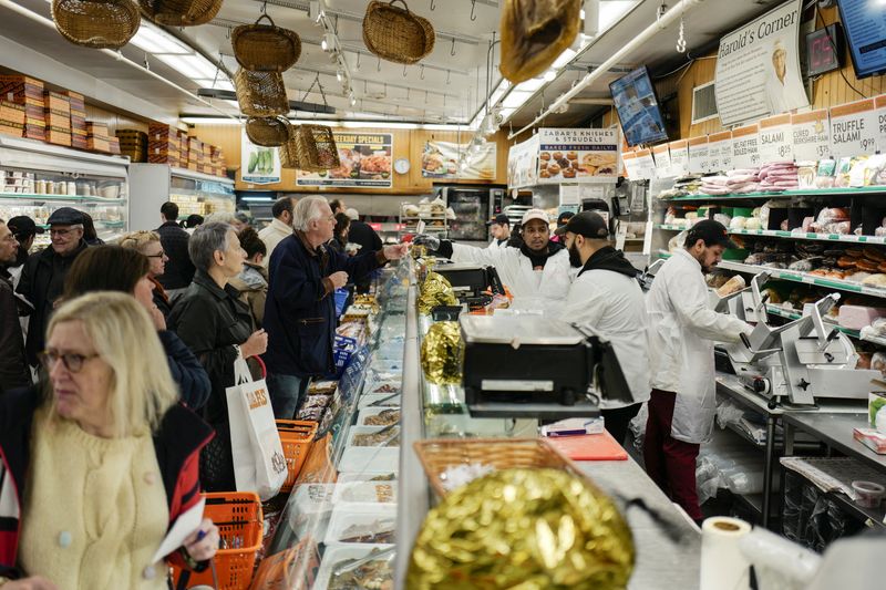米小売売上高、7月は0.6%減 9カ月ぶりマイナス
