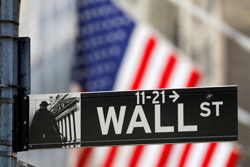 米国株式市場=S&P・ナスダック反落、対イラン経済制裁を警戒 エヌビディア決算待ち
