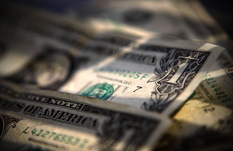 NY外為市場=ドル上昇、米雇用統計受け9月利上げ観測強まる