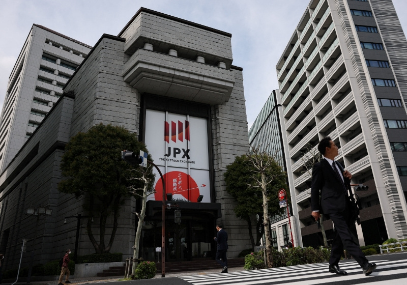 日経平均は3日ぶり小反発、米CPI発表前に手がけにくさ 原油・金利高警戒も