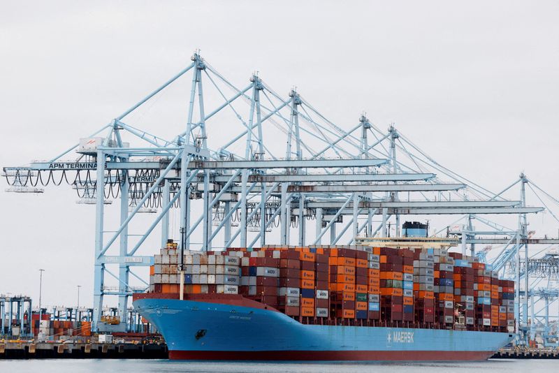 米8月モノの貿易赤字、11.5%増 輸入急増で予想上回る