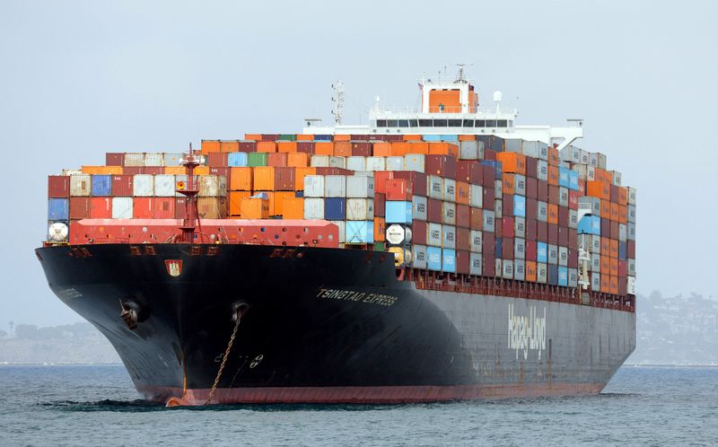WTO、26年モノの貿易量3.9%増に上方修正 AI需要が押し上げ