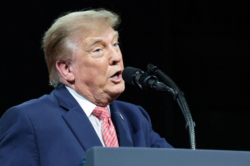 トランプ氏 、加ボンバルディア排除の脅し撤回 カンザス州の雇用「守る」